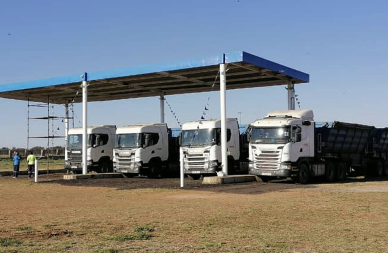 East Fork Truck Stop Logo