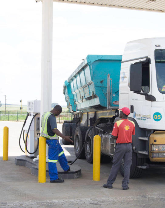 Tutuni Truck Stop Logo