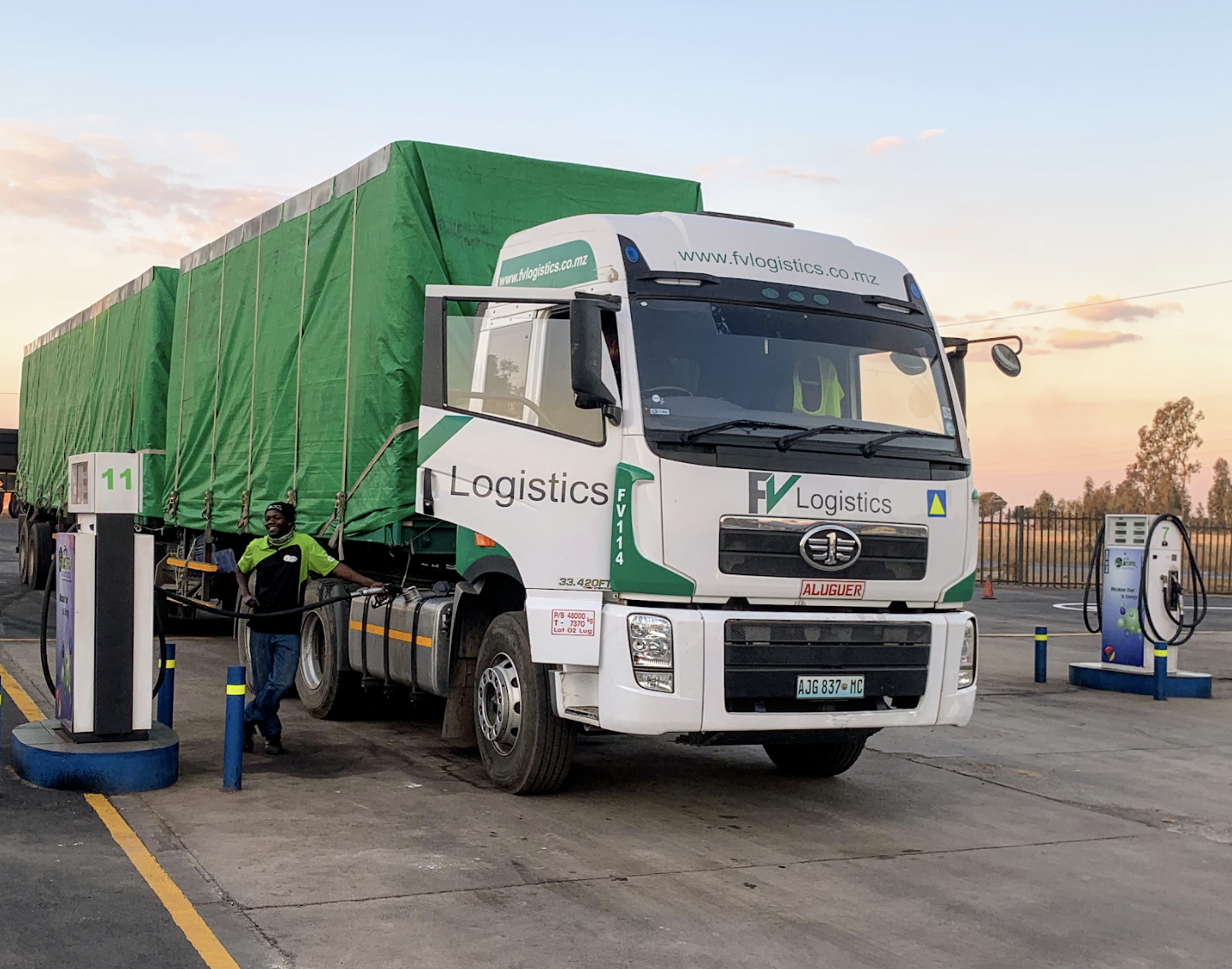 Truckers Diesel - Argent Logo