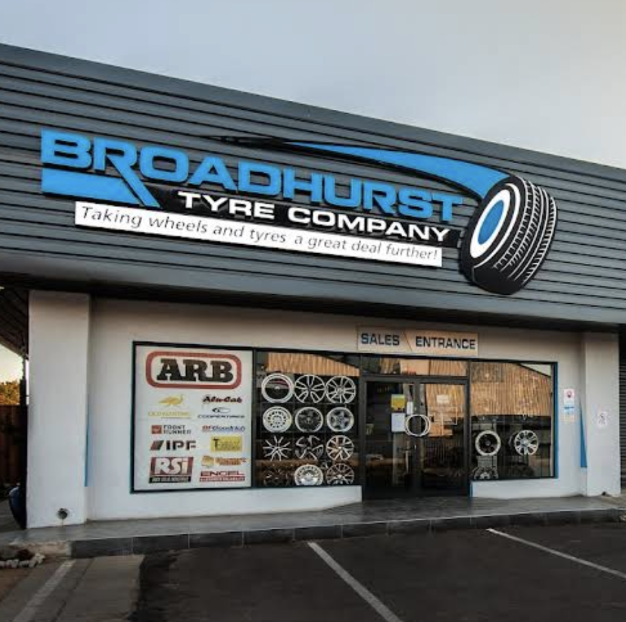 Broadhurst Tyres Logo
