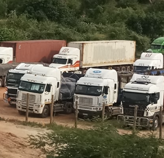 Poorman's Truck Park Logo